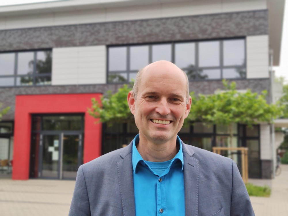 Neuer Hausherr an der Oberschule: Stefan Fiebig ist der neue Schulleiter der Oberschule Dinklage mit gymnasialem Zweig. Foto: Röttgers